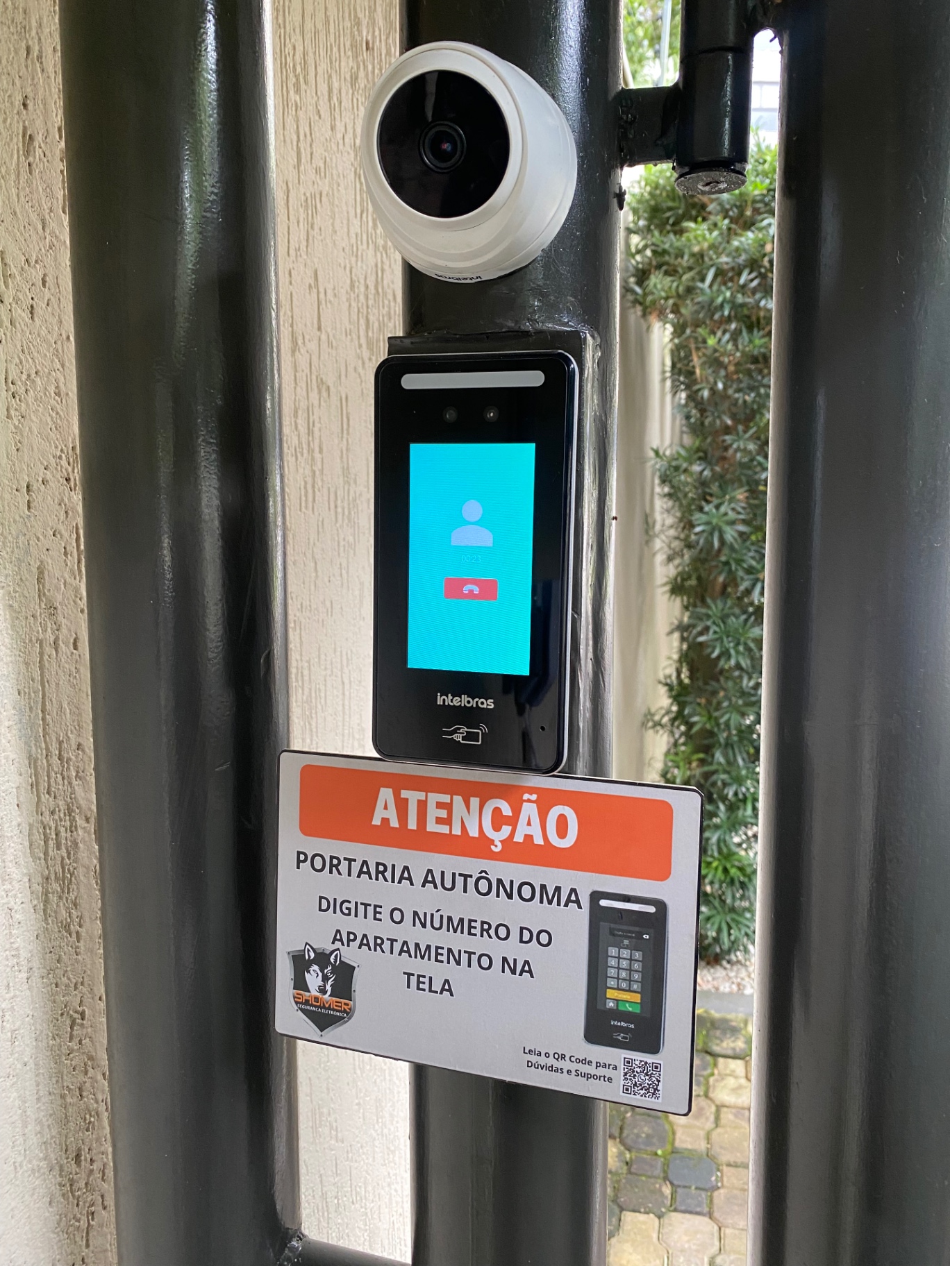 Sistema de controle de acesso facial instalado pela Shomer
